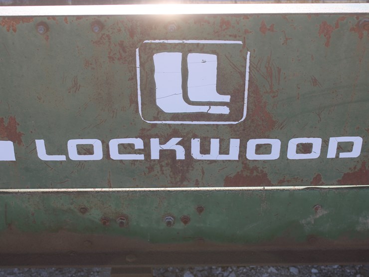 #1018-•-lockwood-model-l6700-885-bean-harvester-image-20