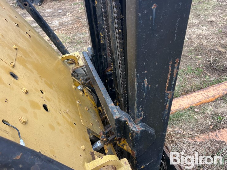 caterpillar-v40b-image-19