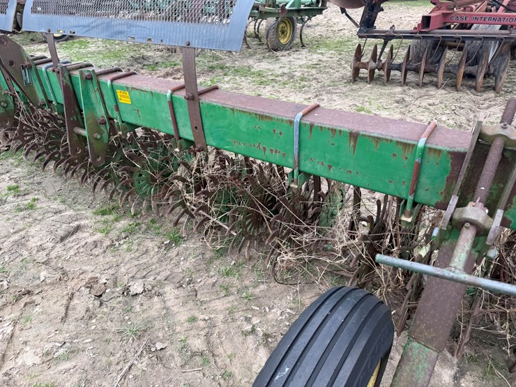 john-deere-400-image-22