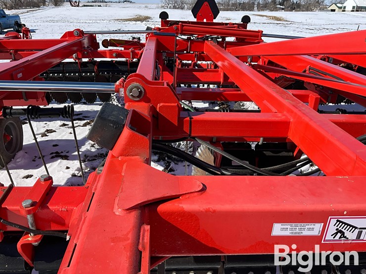 2018-kuhn-krause-interceptor-8050-image-12