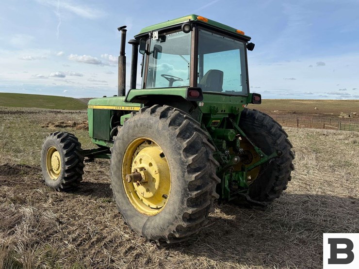 john-deere-4630-image-3