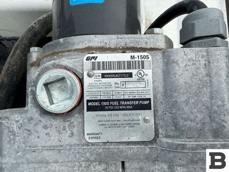 2002-chevrolet-silverado-2500-image-26