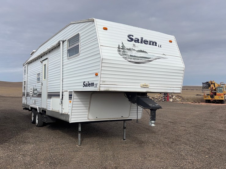 2004-forest-river-salem-camper-image-1