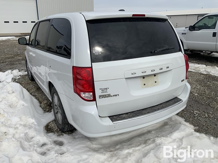 2016-dodge-grand-caravan-image-17