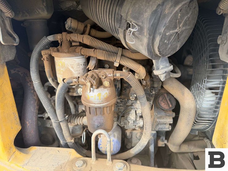 2012-deere-35d-image-33