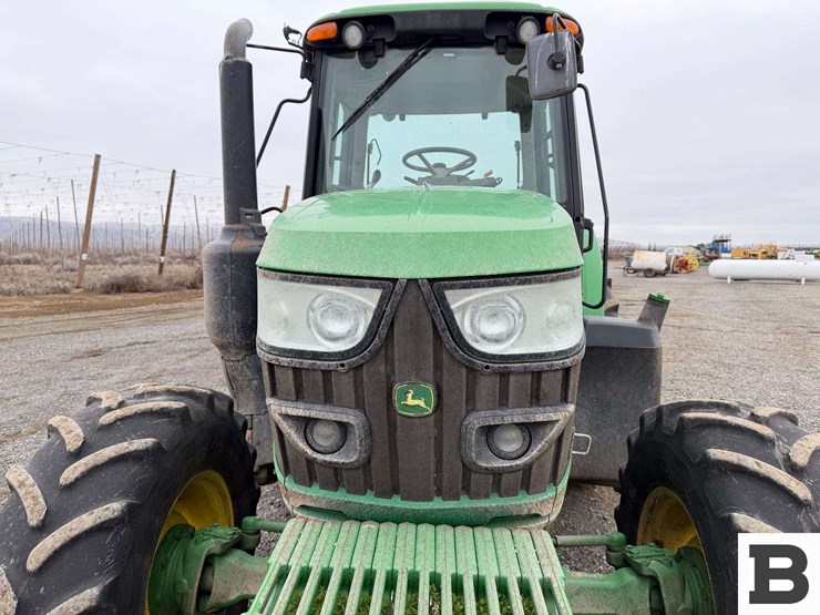 2017-john-deere-6130m-image-11