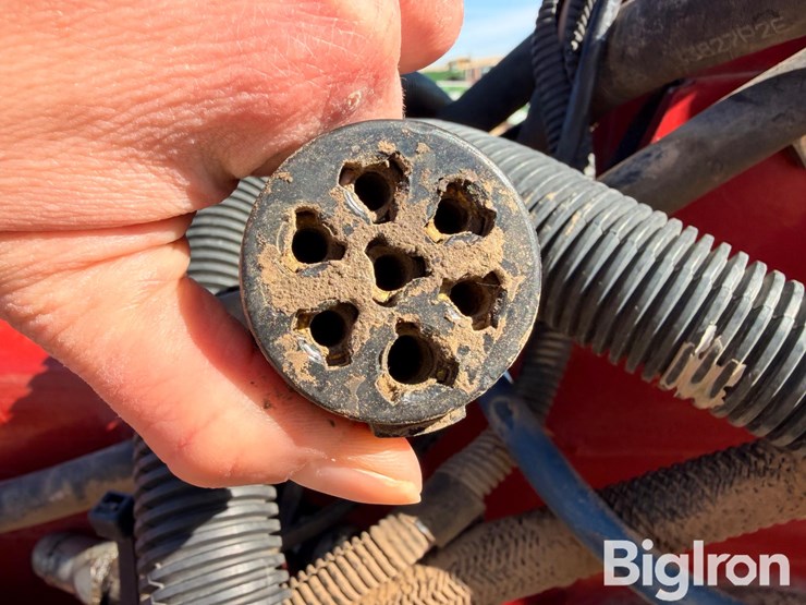 2009-case-ih-1250-image-10