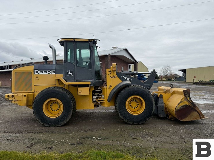 deere-544j-image-7