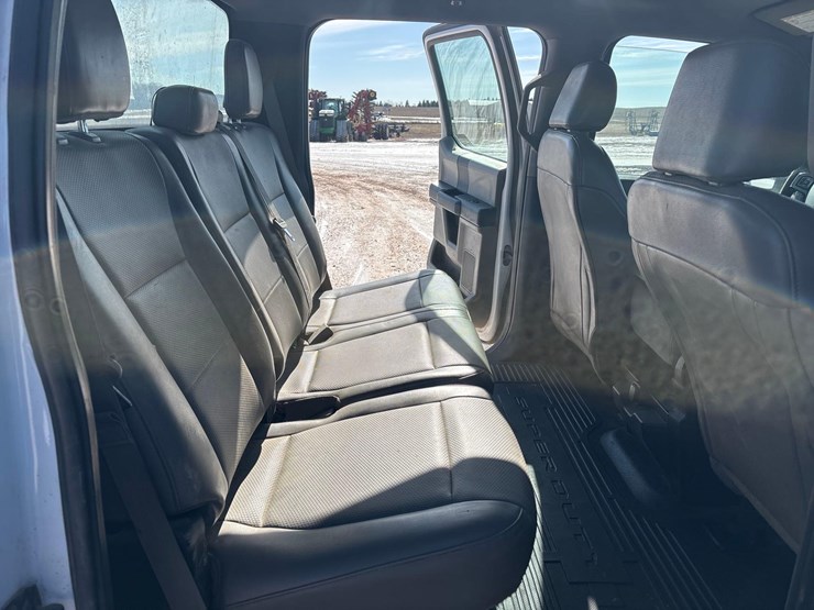 2018-ford-f250-image-12