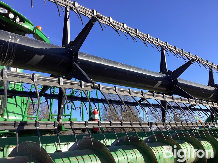 2010-john-deere-635f-image-15