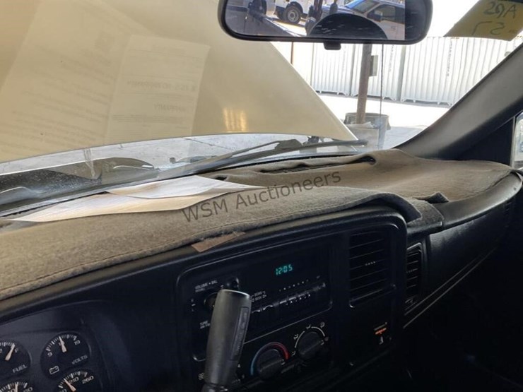 1999-chevrolet-silverado-1500-image-17