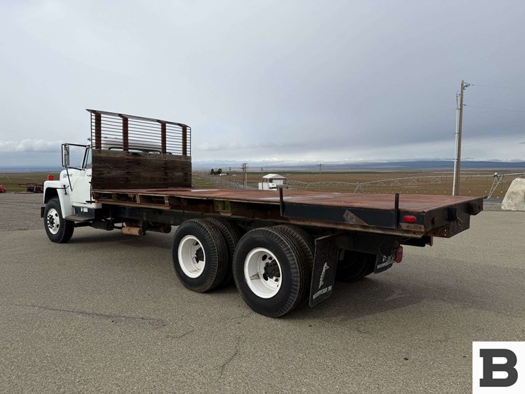 1976-international-loadstar-image-4