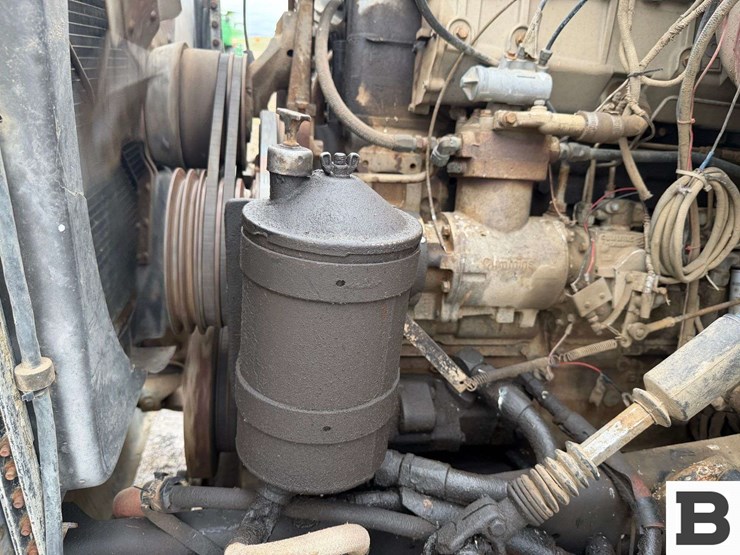 1980-ford-9000-image-14