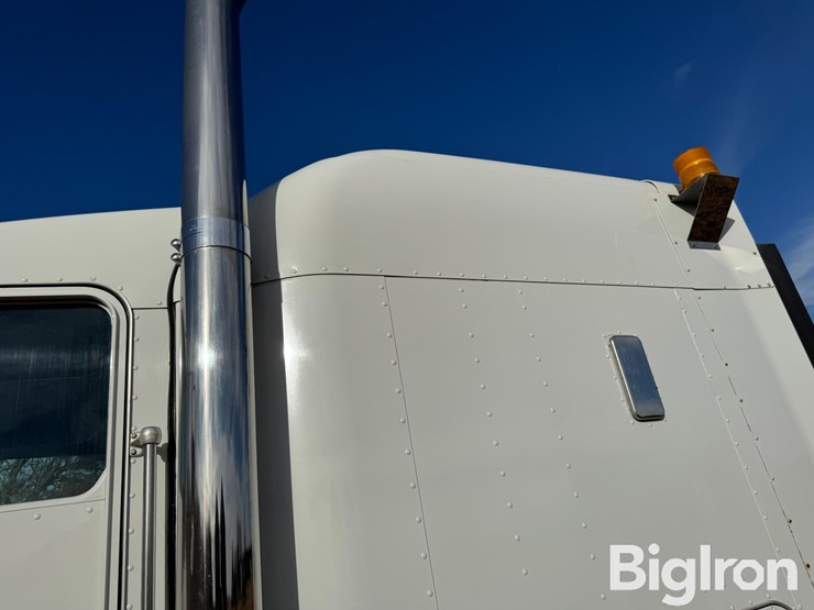 2006-kenworth-t800-image-17