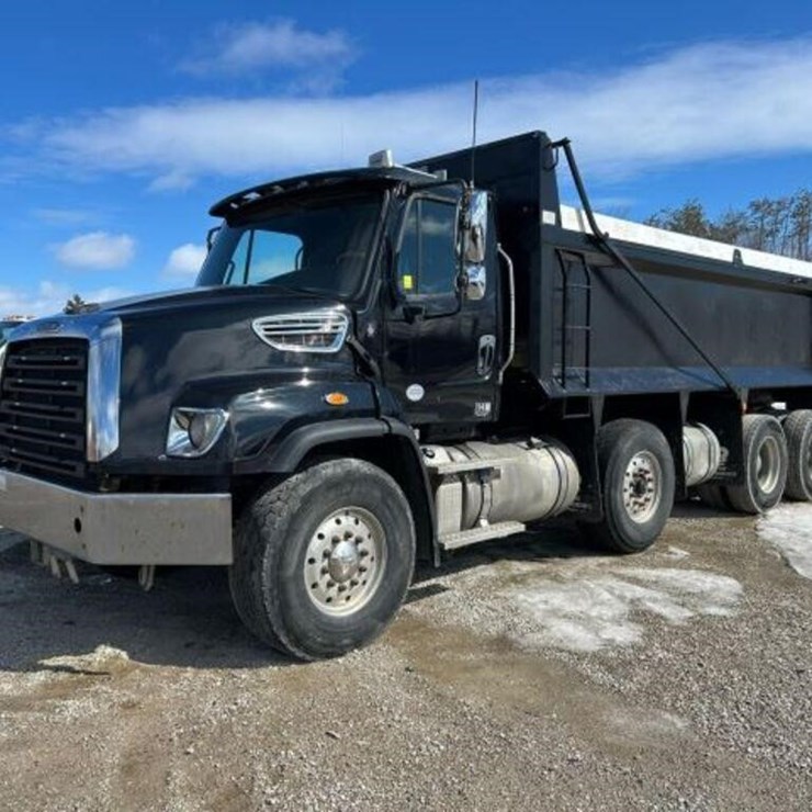 2018 FREIGHTLINER 114SD