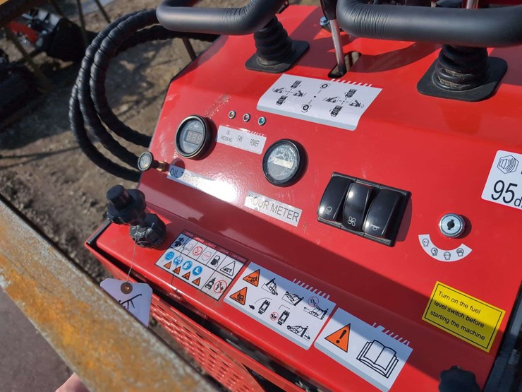 agt-mini-crawler-skid-steer-red---ysrt14-image-8