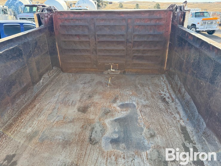 1981-ford-lnt8000-image-17