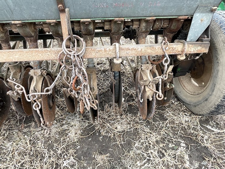 john-deere-10-image-13