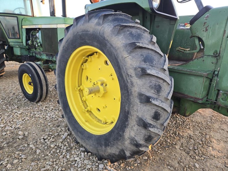 john-deere-4230-image-7