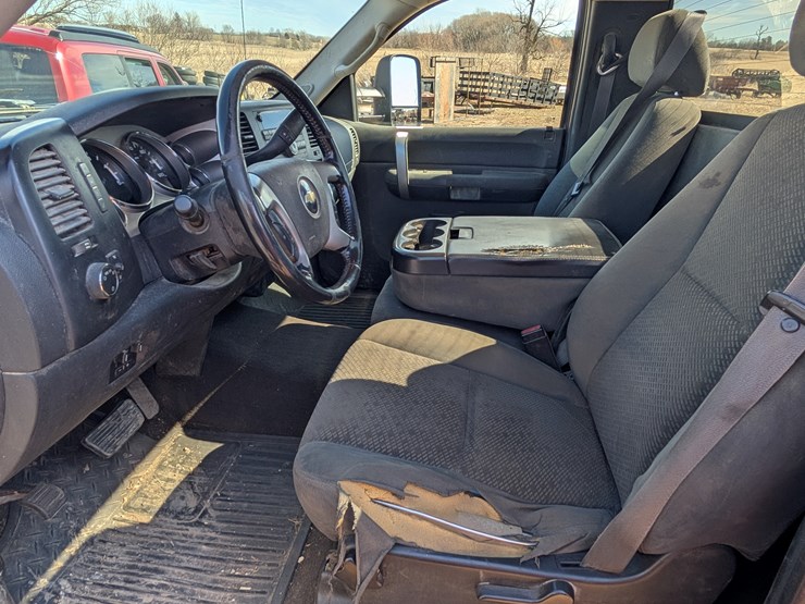 2007-chevrolet-3500-image-9