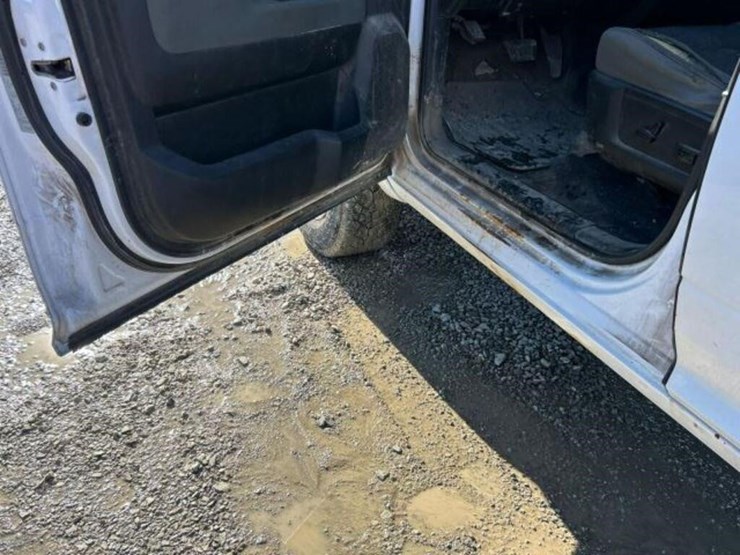 2018-dodge-2500-image-24