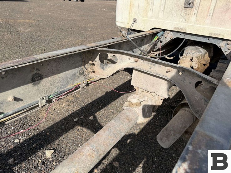 1995-international-4900-image-25