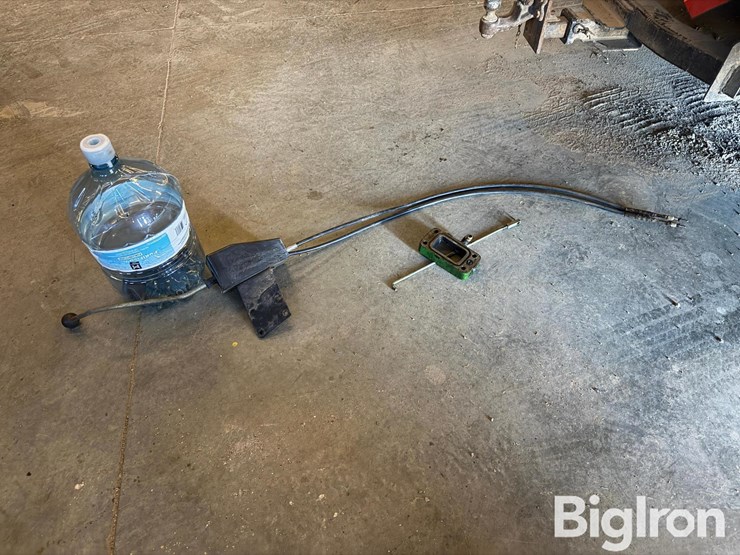 john-deere-30-image-12