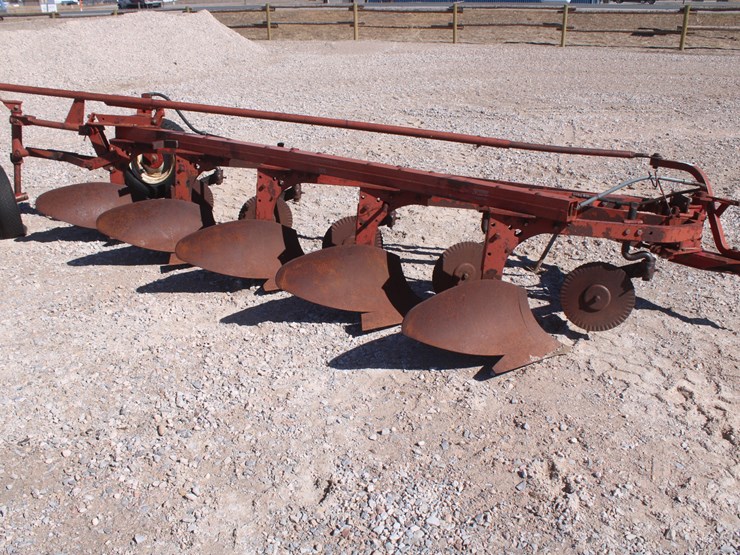 international-5-image-2