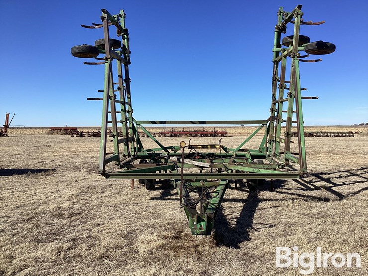 john-deere-1610-image-2