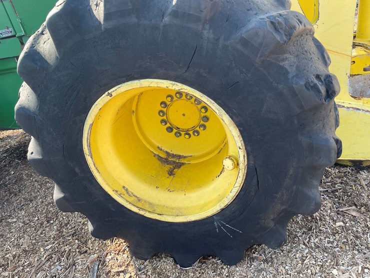 2005-deere-643j-image-61