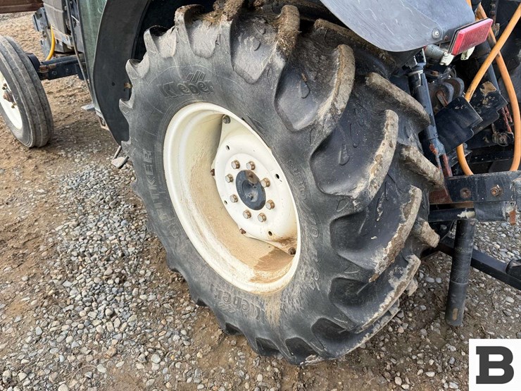 2007-new-holland-tn85fa-image-12