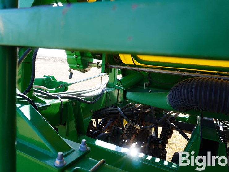 2004-john-deere-1690-ccs-image-14