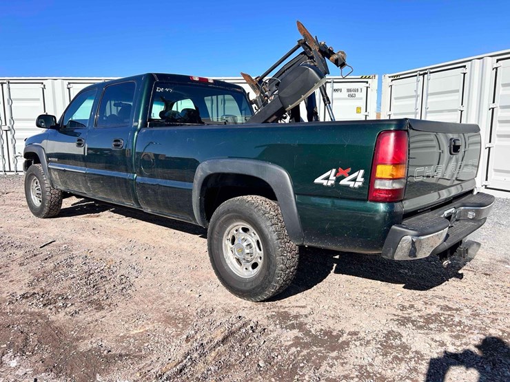 2002-chevrolet-2500hd-image-3