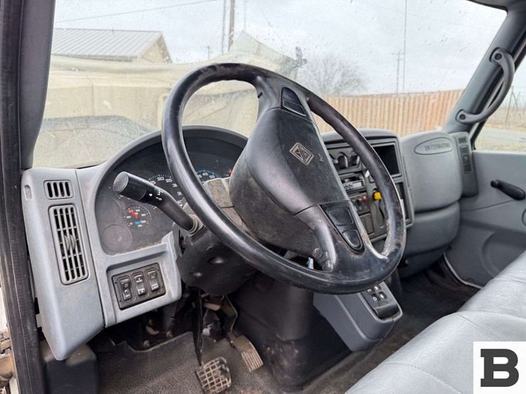 2007-international-durastar-4400-image-44