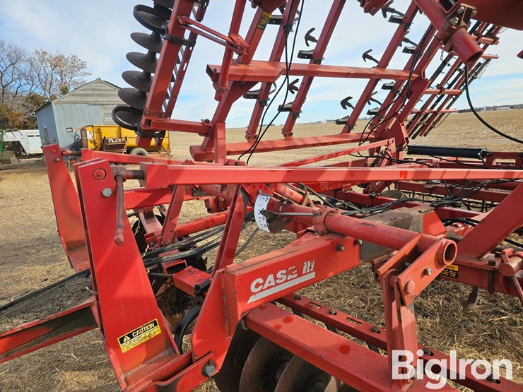 case-ih-4200-image-13