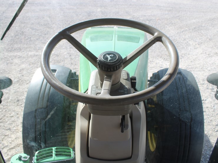 john-deere-8285r-image-55