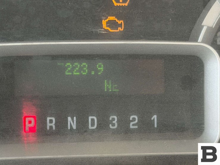 2012-ford-expedition-image-32