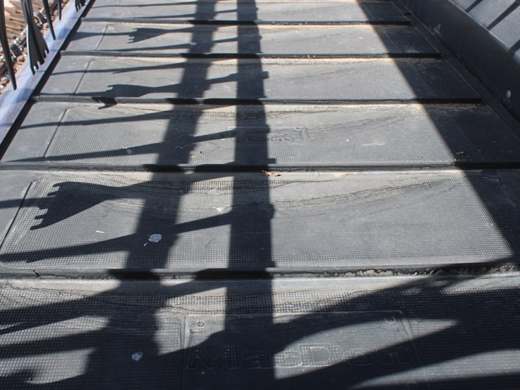 2011-case-ih-2162-image-16