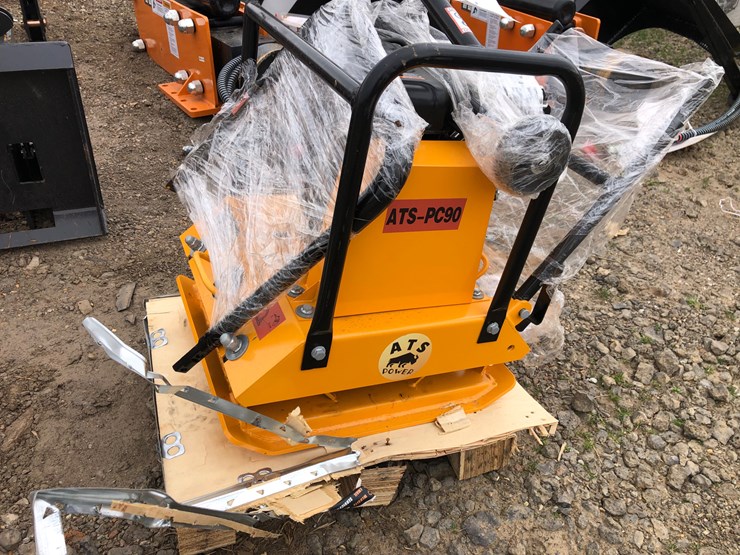 #90-•-plate-compactor-image-2