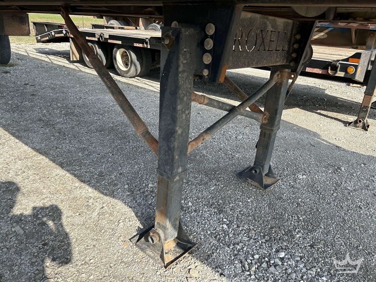 2011-troxell-vacuum-image-14