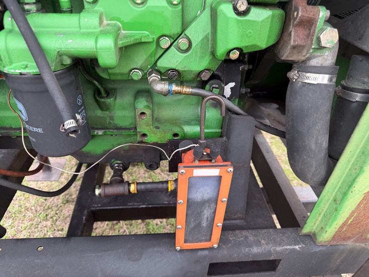 john-deere-4045t-image-27