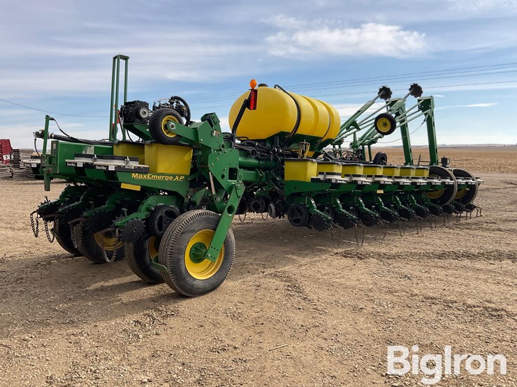 2007-john-deere-1770nt-image-5