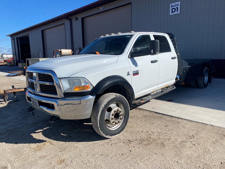 2012-dodge-ram-5500-image-1