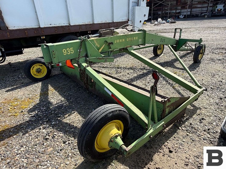 john-deere-935-image-5