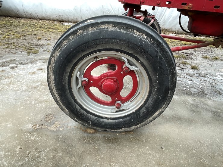 #3206-•-farmall-h-tractor-image-46