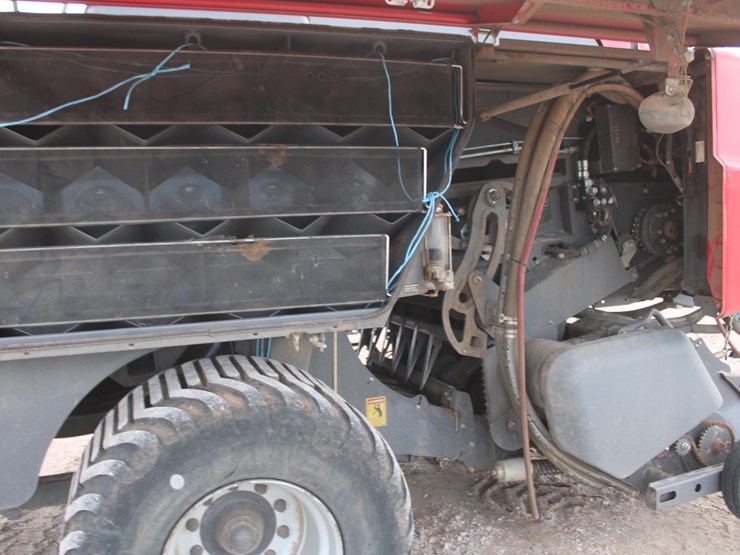 massey-ferguson-2270xd-image-32