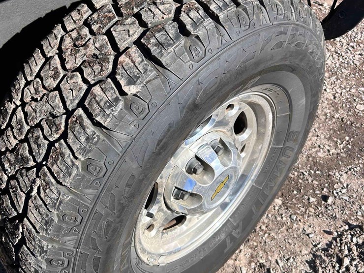 2002-chevrolet-2500hd-image-10