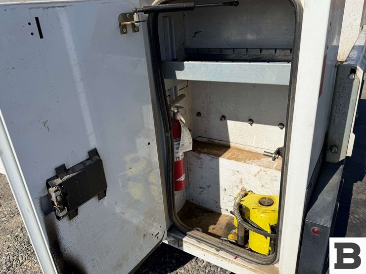 2006-dodge-ram-3500-image-17