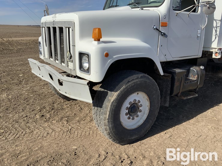 1998-international-f2574-image-9