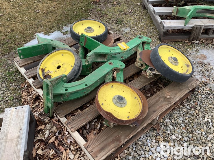 john-deere-1775-image-3